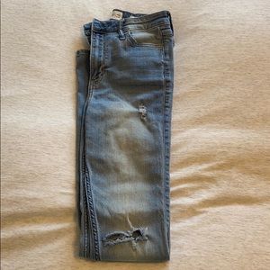 Hollister skinny jeans